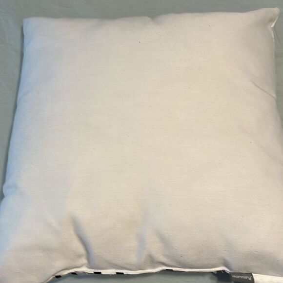 Dormify accent pillow   - Picture 2 of 2